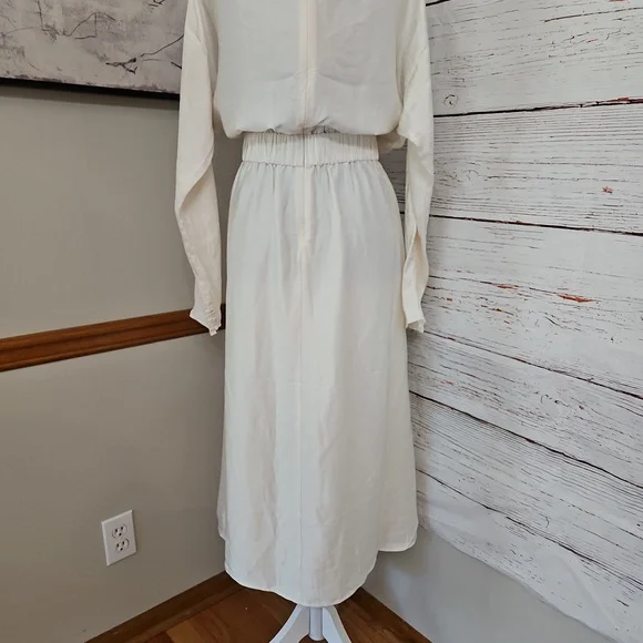 NWT H&M Filtted Satin Dress Size M - Picture 16 of 17